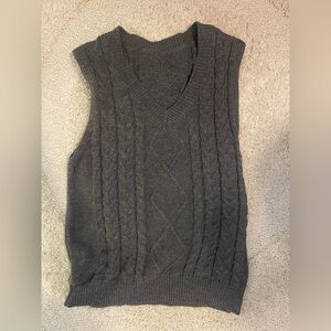 Classic Cable Knit V-Neck Sleeveless Sweater Vest - Gray